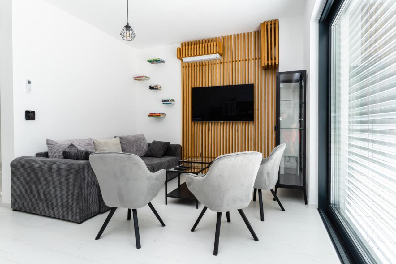 Malina Penati Golf Vila Sajdikove Humence Exterior foto